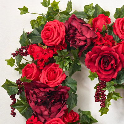 50 nuances de rouge - rose rouge, hortensia et cerisier en fleurs
