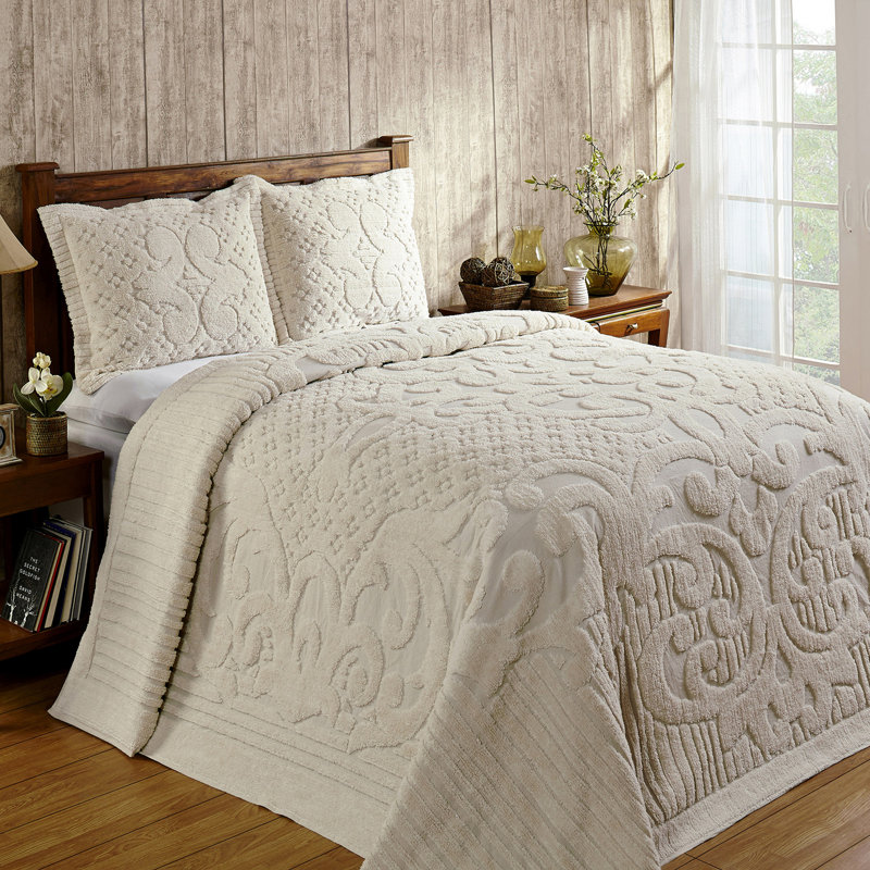 Ashton Collection 100% Cotton Chenille King Bedspread Set, Traditional Tufted Medallion Bedding with Matching Shams, OEKO-TEX Certified, Soft, Breathable, Machine Washable, All-Season, Ivory