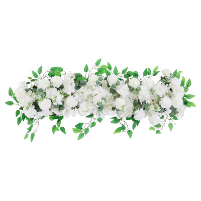 Rangée de fleurs artificielles blanches pour mariage à domicile