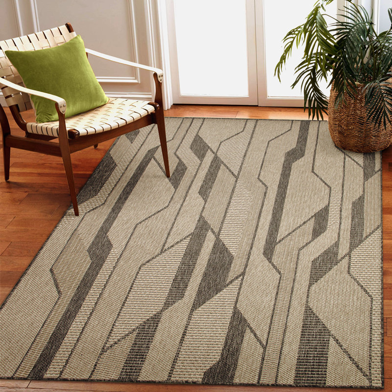 Courtdale Geometric Indoor / Outdoor Rug, Rectangle 7'10" x 9'10"