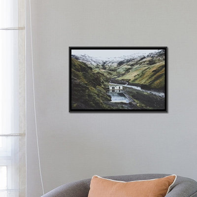 Seljavallalaug, Islande par Luke Anthony Gram - impression sur toile tendue