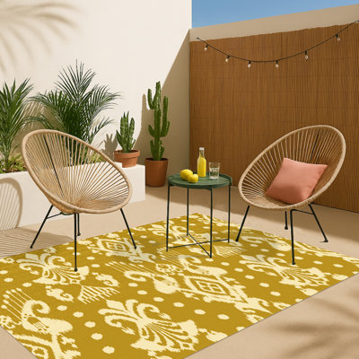 Roszetta Area Rug