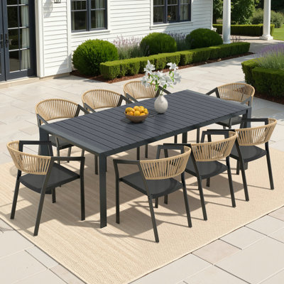 Ensemble repas pour 8 personnes en aluminium avec chaises empilables et trou pour parasol