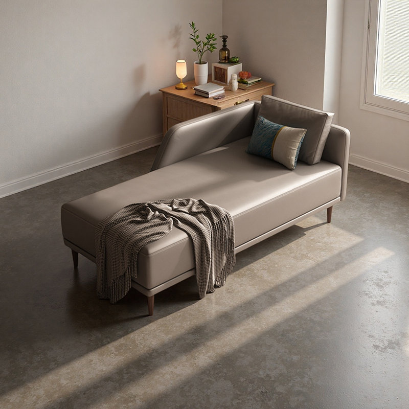 Alienor, Gris, Orienté à droite