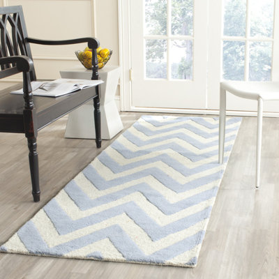 Sanyla Hand Tufted Wool Chevron Rug