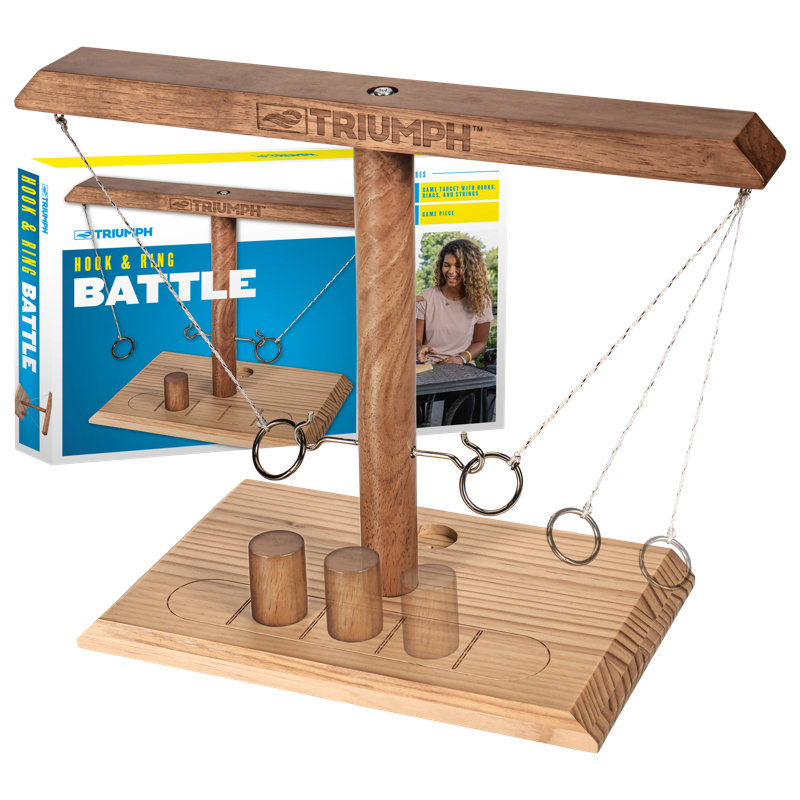 Jeu de combat Triumph Hook & Ring - Défi de lancer d'anneaux en tête à tête avec échelle de pointage intégrée et cadre en bois massif