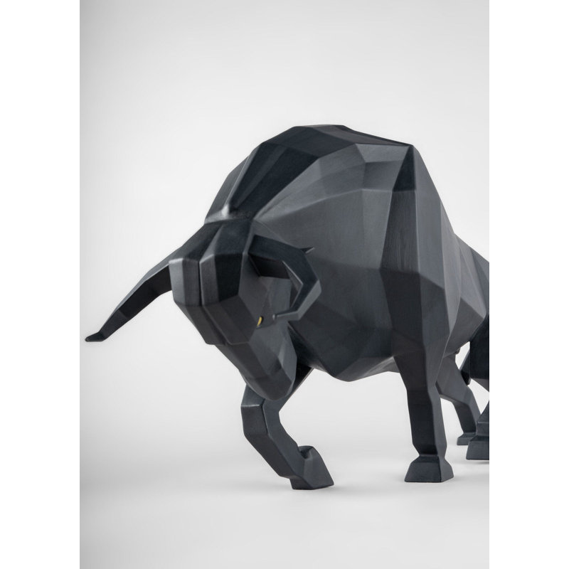 Bull, Noir
