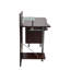 Bureau d'ordinateur élégant avec rangement