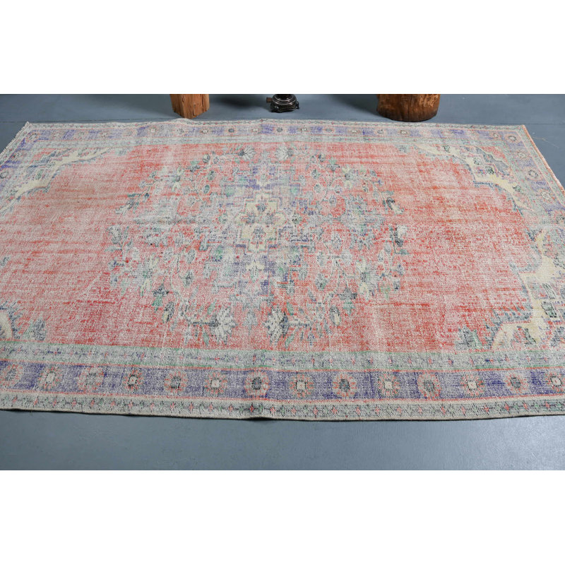 Handcrafted Vintage Turkish Rug in Anatolian Design for Bohemian Home Decor Red/Purple