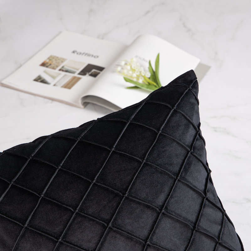 Coussin décoratif carré en velours 18 po, coussins décoratifs texturés à losanges, Noir, Polyester