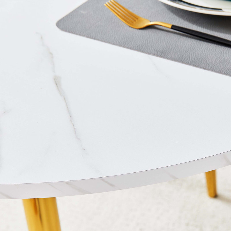 Table de salle à manger rétractable, plateau de table en panneau de fibres à densité moyenne à motif blanc avec pieds en métal doré, table de salle à manger moderne à surface lisse