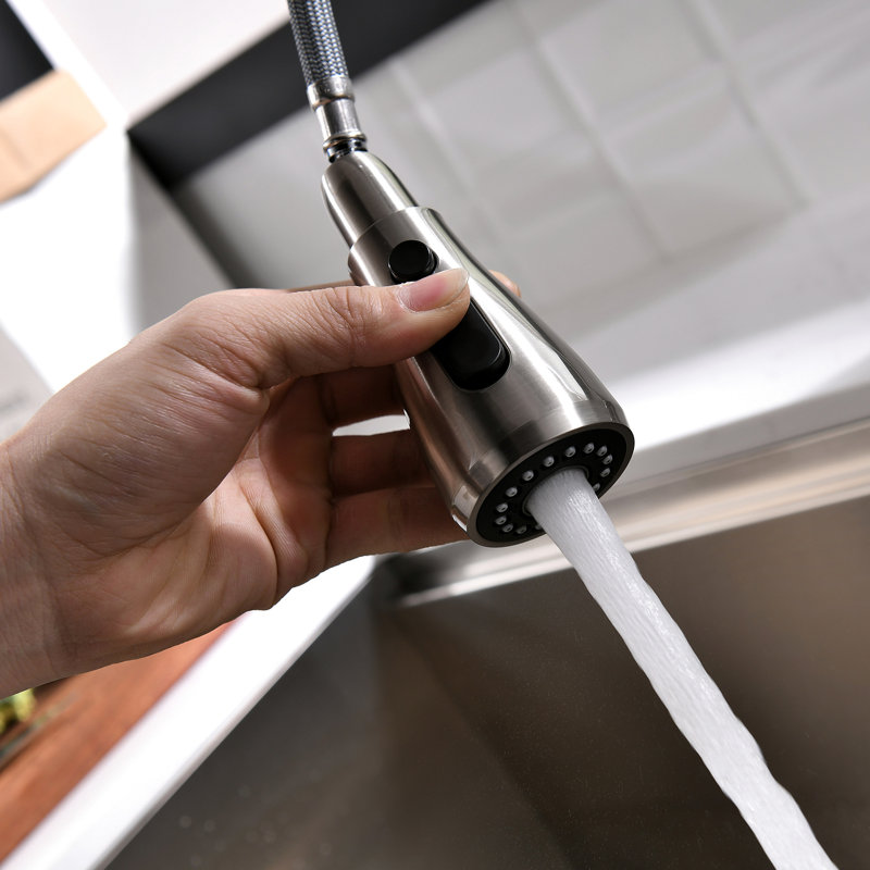 Robinet d'évier de cuisine en nickel brossé, extractible, à poignée unique en laiton, tactile, technologie d'économie d'eau, conception simple d'utilisation.