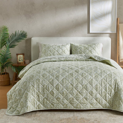 Boho Floral Inspired Reversible Quilt Set with Shams