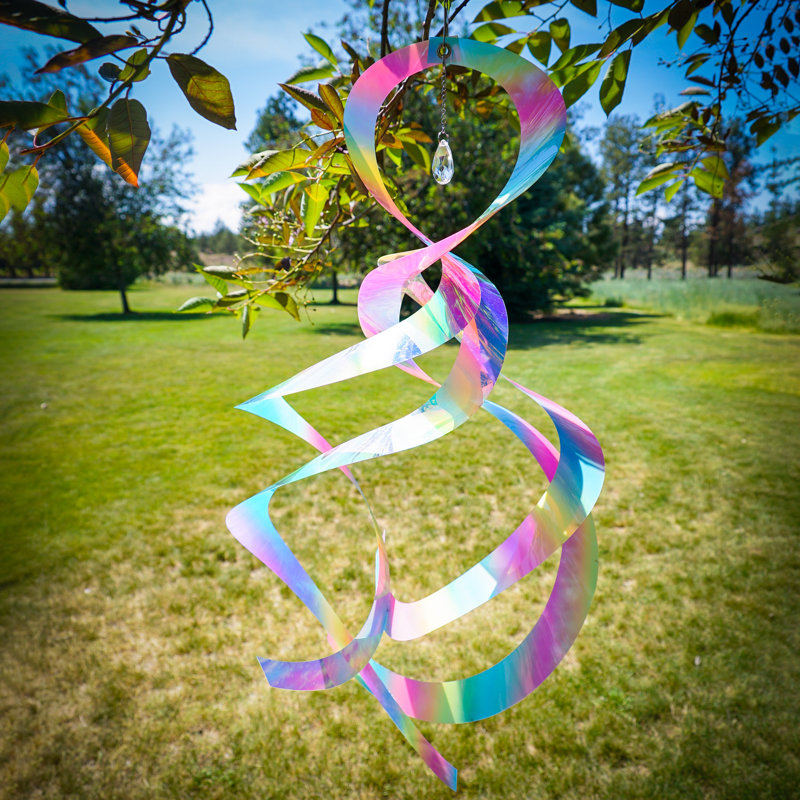 Striped Iridescent Spin Quartet with Plastic Crystal