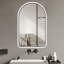 Miroir moderne arqué 28 po x 48 po pour salle de bain, affichage de l'heure et de la température