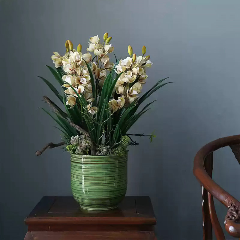 Fleurs simulées, fausses fleurs, décorations de table