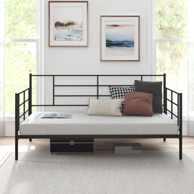 Deliylah Metal Daybed