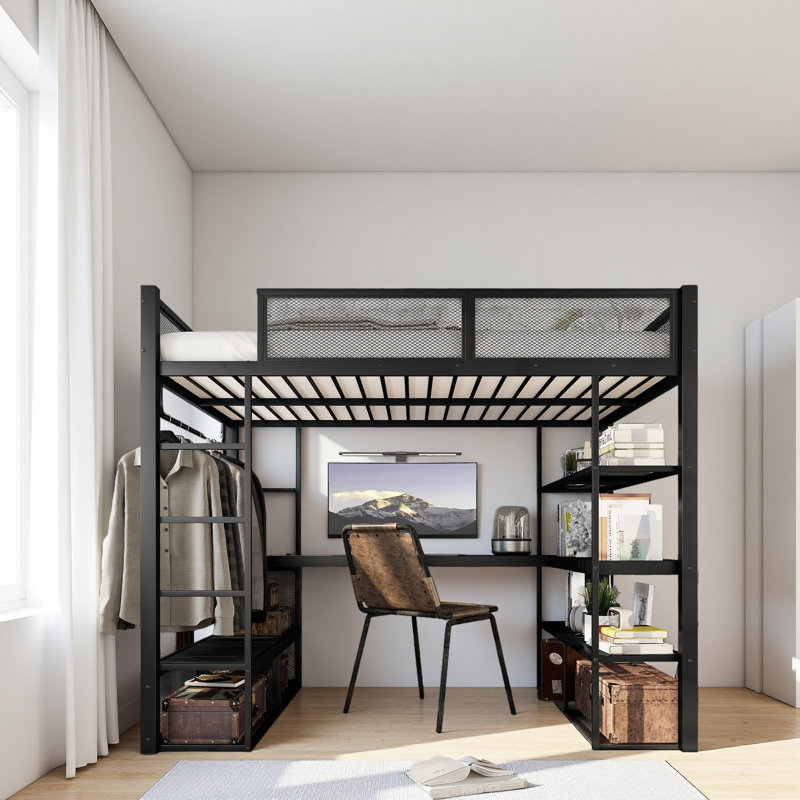 Grand lit mezzanine avec tablettes de rangement
