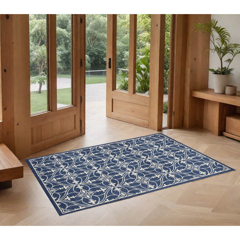 Tapis bleu et ivoire Aasto, Rectangle 1 pi 11 po x 3 pi 9 po