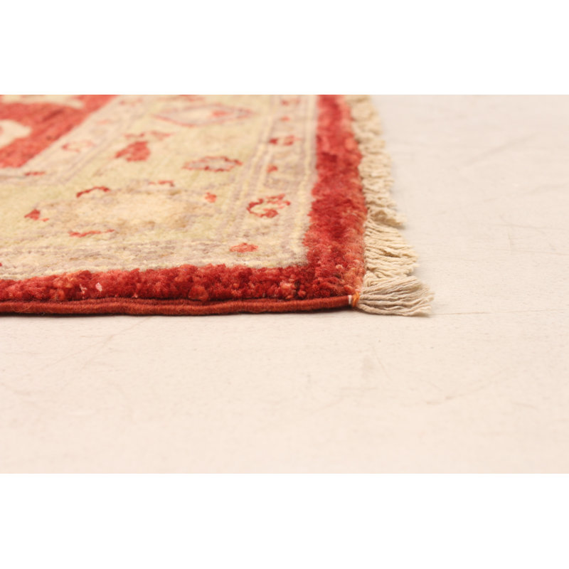 Tapis rouge Owain Finest 4 pi 5 po x 6 pi 3 po