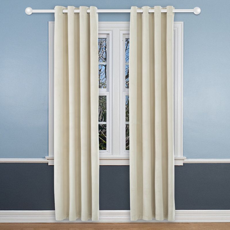 Paire de rideaux obscurcissant en velours avec œillets, l 52" x L 84", Blanc perle