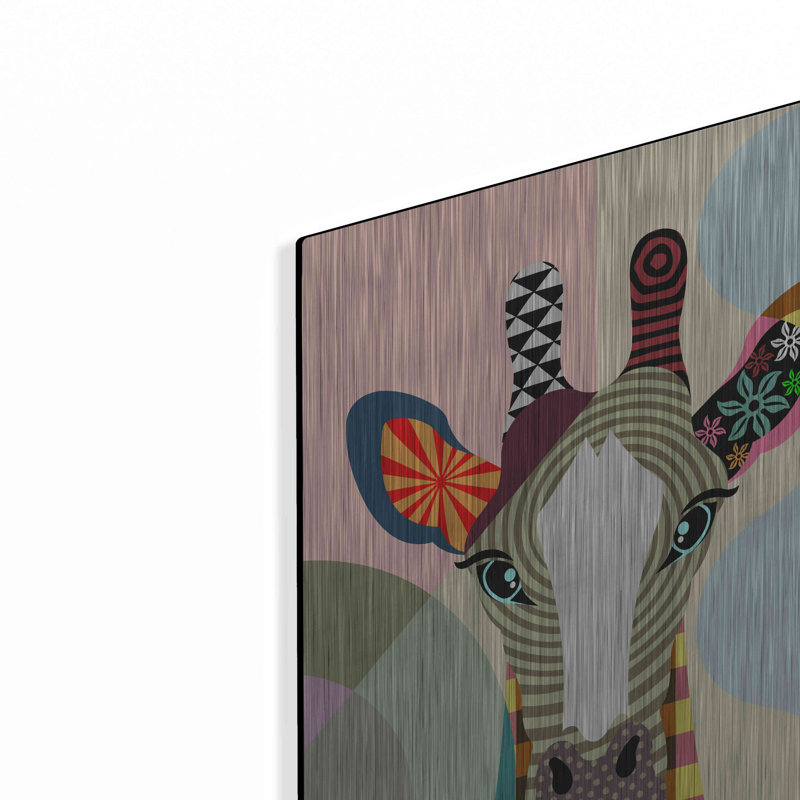 «Stand Tall Giraffe» par Lanre Adefioyue, H 16 po x l 12 po