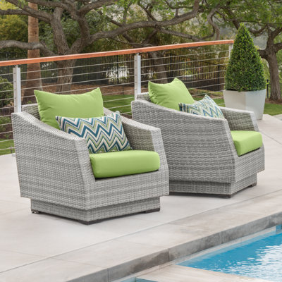 Chaise de patio avec coussins Sunbrella Fionnula