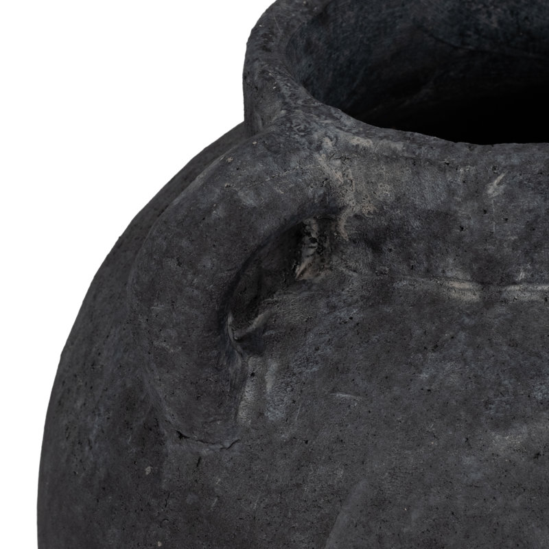 Vase contemporain contemporain en terre cuite fabriqué à la main en terre cuite à motif sculptural avec texture artisanale et silhouette minimaliste pour un style intérieur et un intérêt visuel élevés