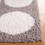 Tapis géométrique gris / ivoire fabriqué à la machine-304066970