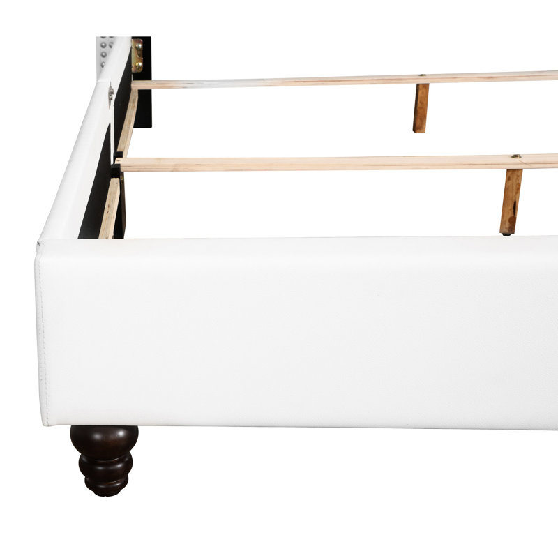 Élégant lit tapissier transitionnel blanc - H 50 po x l 66 po x P 86 po, tête de lit pour plus de facilité, rembourrage en mousse, matériau en polyuréthane, assemblage simple, tête de lit à long terme, rembourrage, assemblage principal requis, fabrication