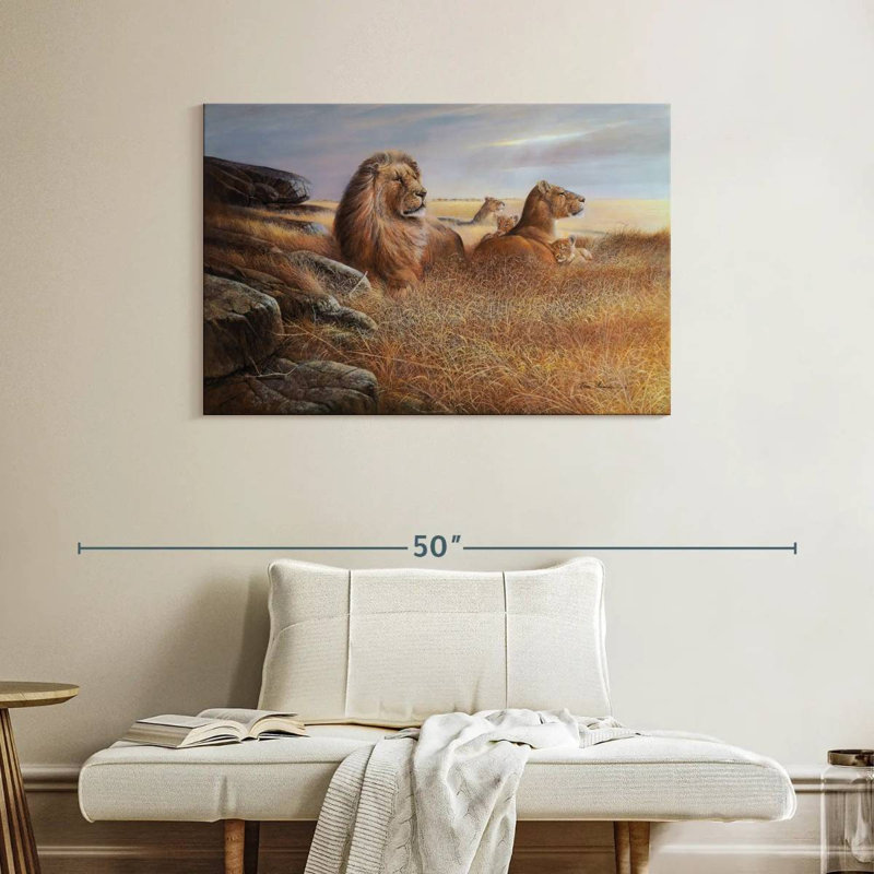 Brampt Savannah's Pride, 26" H x 39" W