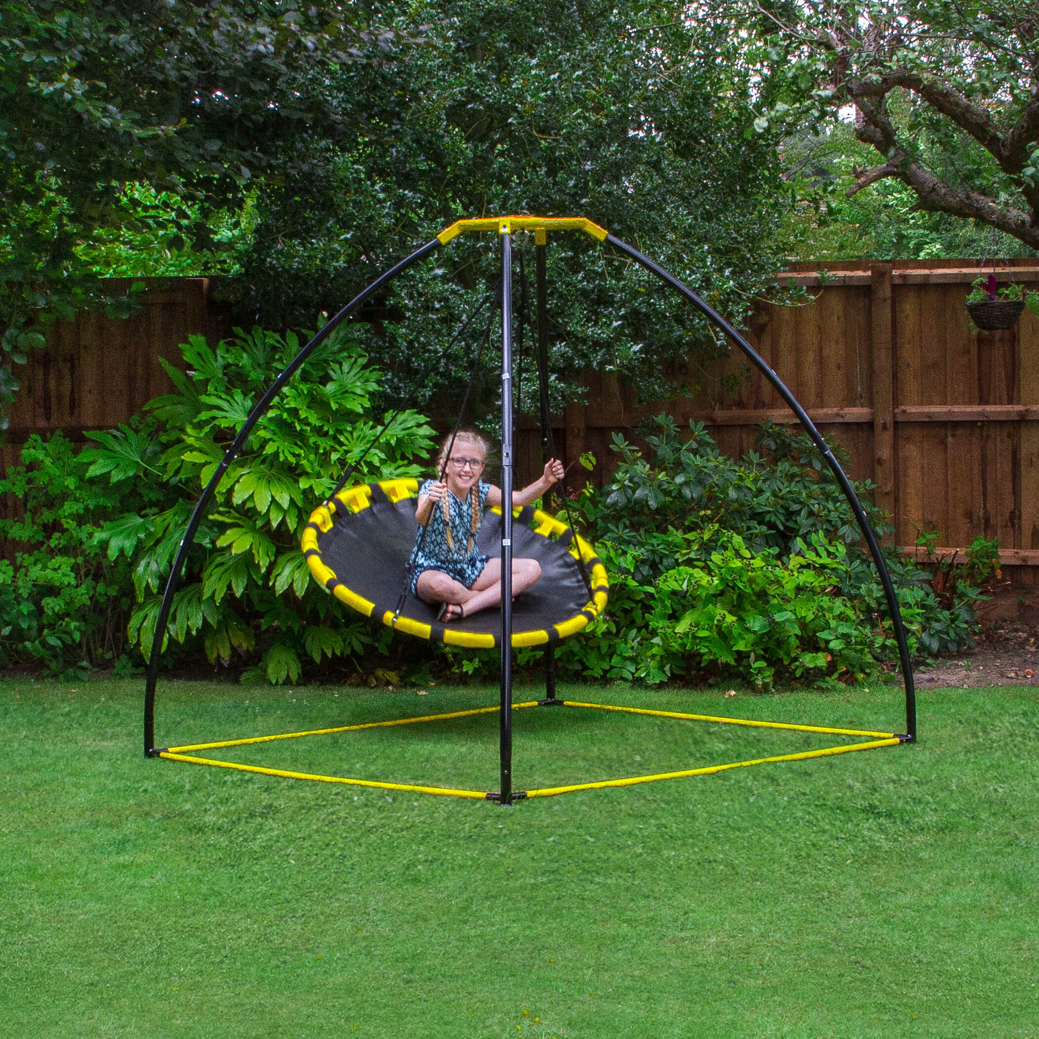 Strong store swing set