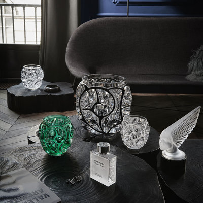 Tourbillons Handmade Crystal Table Vase
