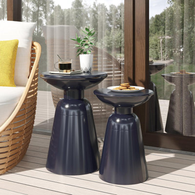 Ensemble de 2 tables d'appoint en fer Serenita
