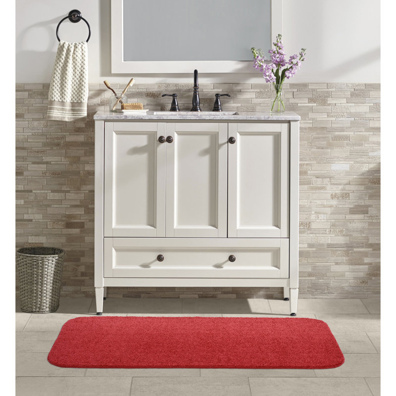 Tapis pour salle de bain en nylon Monarrez avec envers antidérapant, L 60 po x L 72 po, Rouge