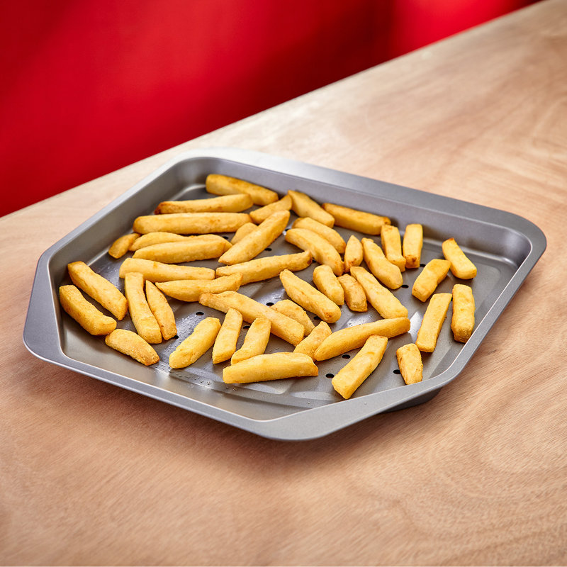 Judge, Everyday - Non-Stick Perforated Chip Tray