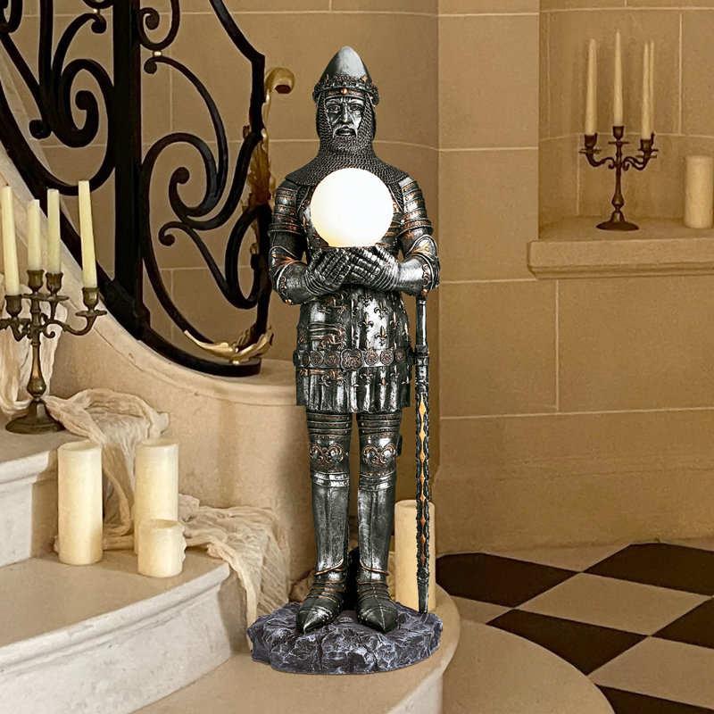 Statue illuminée de sir percival