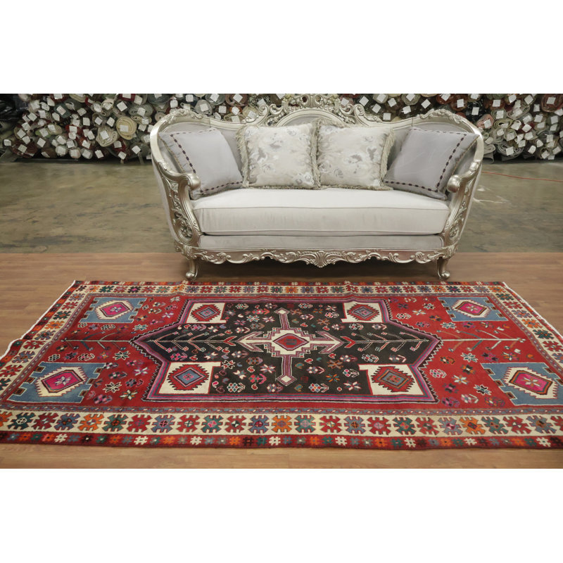 Tapis vibrant géométrique traditionnel 5 x 9