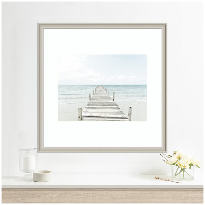 «Beach 5s» par Amy Peterson, reproduction d'art encadrée, H 26 po x l 26 po