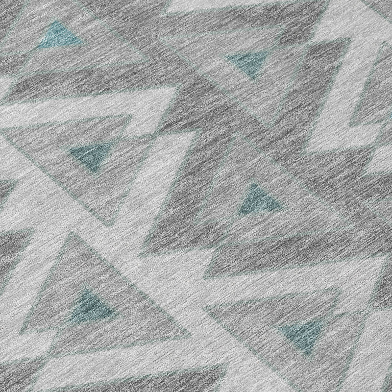 Machine Washable Indoor/Outdoor Chantille ACN2560 Geometric Rug, Silver, Round 8'