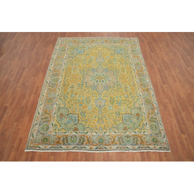 Tapis traditionnel en laine à motif floral 7 x 9