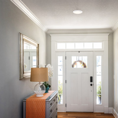 East Grove Home Builder Essential 7in Round Disc LED Recessed Retrofit and Flush Mount 15W 1,200 Lumens with 5-CCT 2700-3000-3500-4000-5000K in White