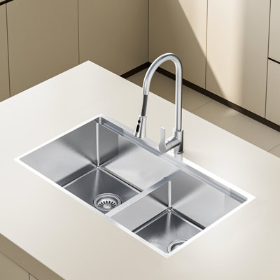 Frogink 33"L x 19"W inch Udermount Handmade 18 Gauge 50/50 Double Bowl Stainless Steel with Nano Coating Workstation Kitchen Sink with Accessories