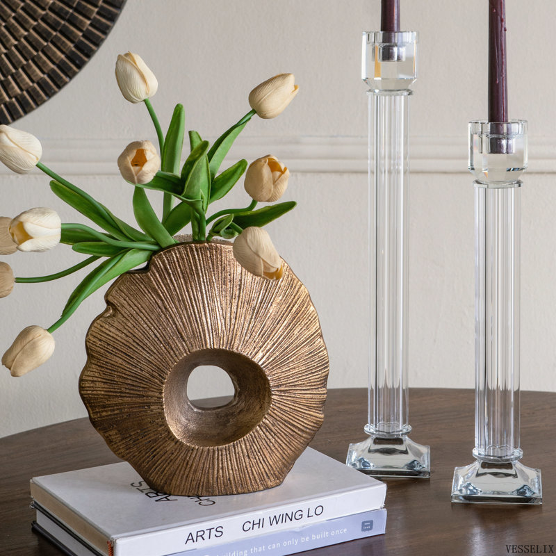 Vase décoratif en aluminium 9,5 po x 3 po x 9 po