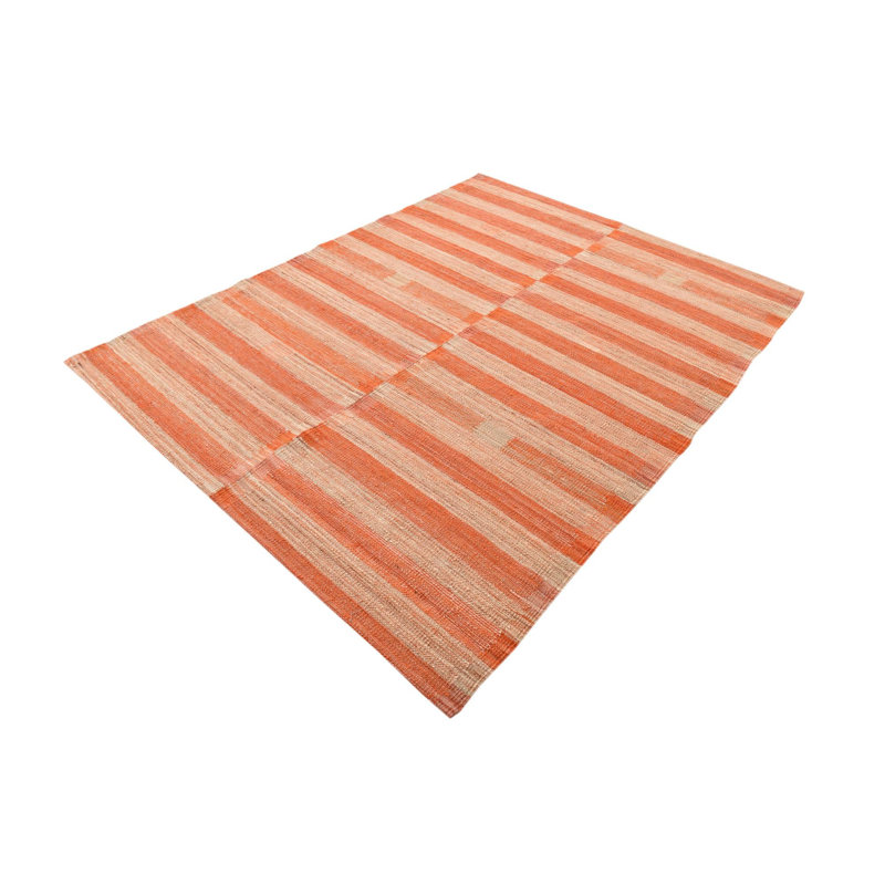 Tapis orange 4 pi 6 po x 5 pi 11 po