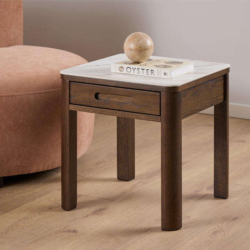 Deleen End Table