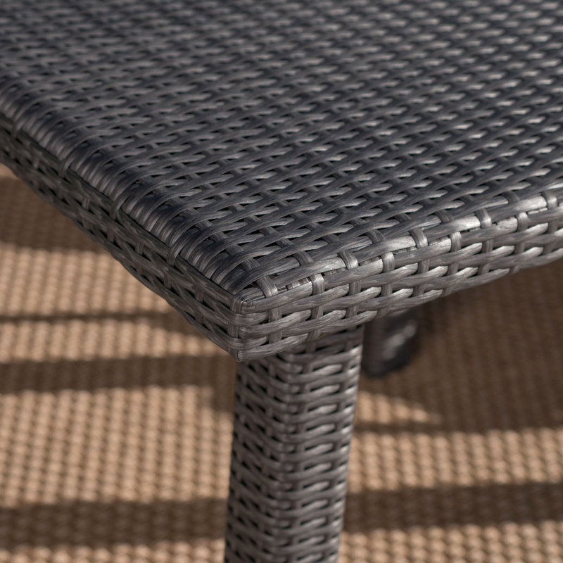 Table carrée d'extérieur 64 po, Gris