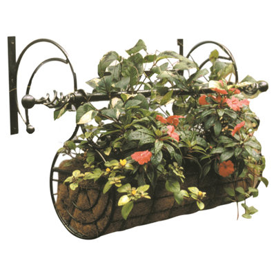 Brazell Metal Wall Planter