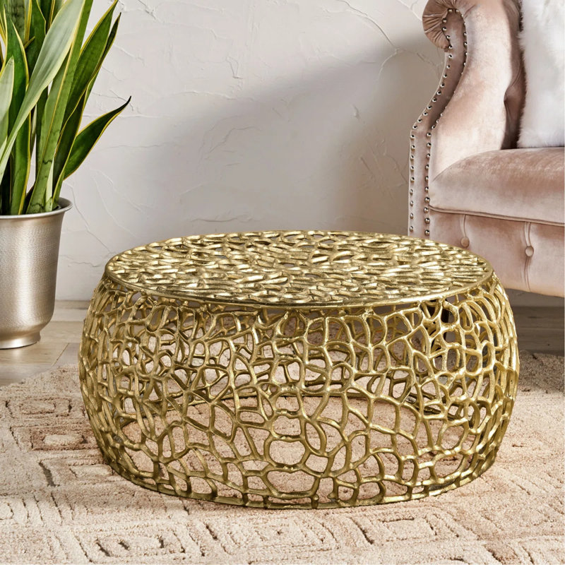 Table basse ronde en aluminium avec plateau doré Freitas