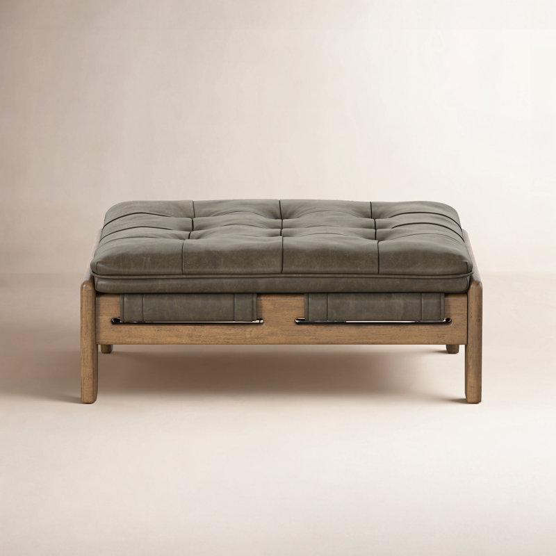 Halston Ottoman-Dulane Moss, Dulane Moss